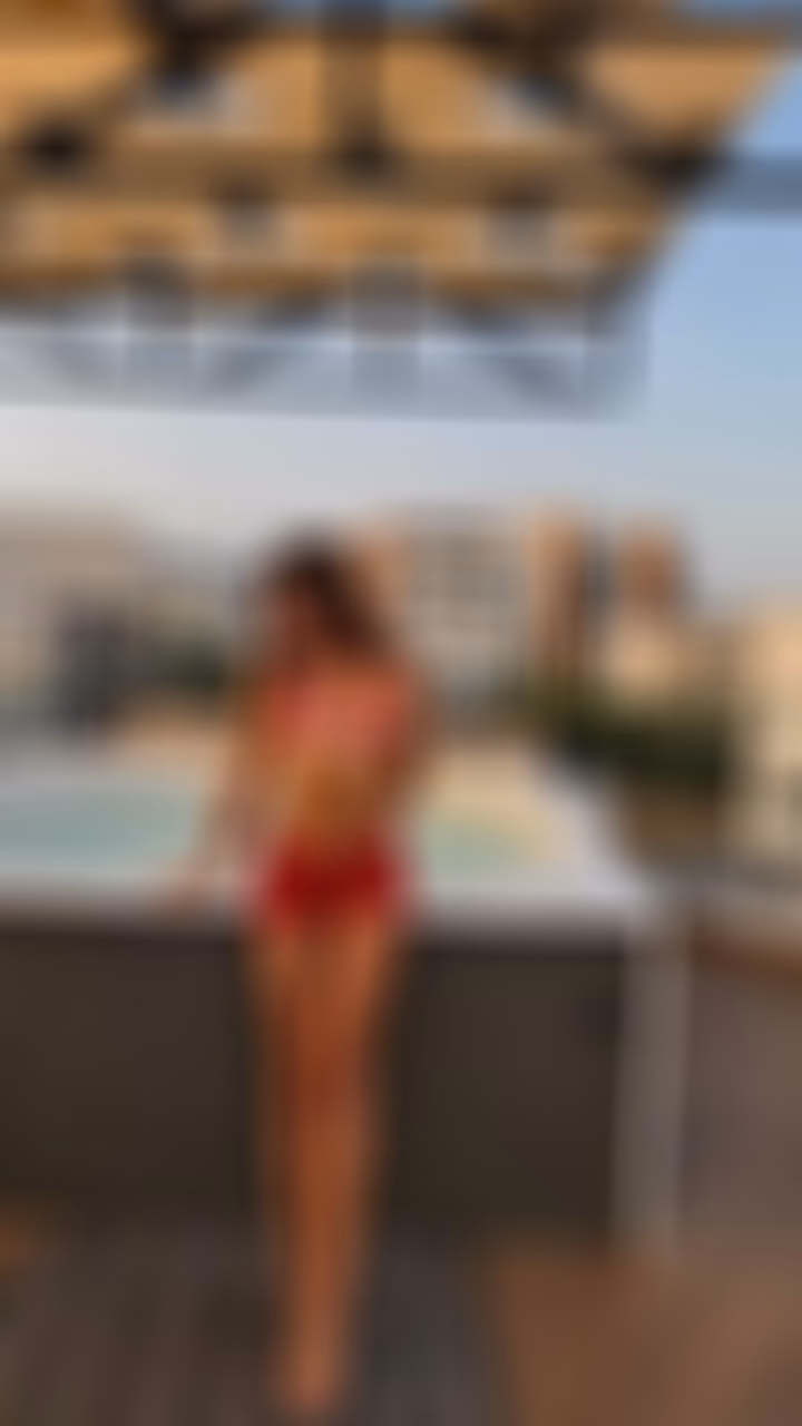 Yana 21 Novovolynsk Ukraine I am looking for a single man through Russian brides agency