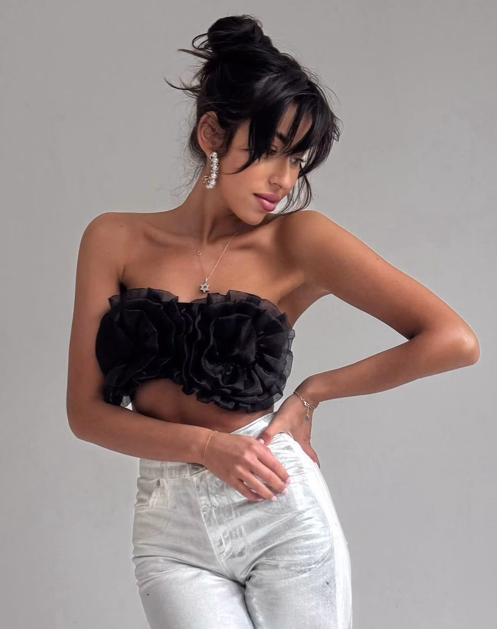 Karina 34 Kiev Ukraine I am looking for a single man to build something with actual Russian brides