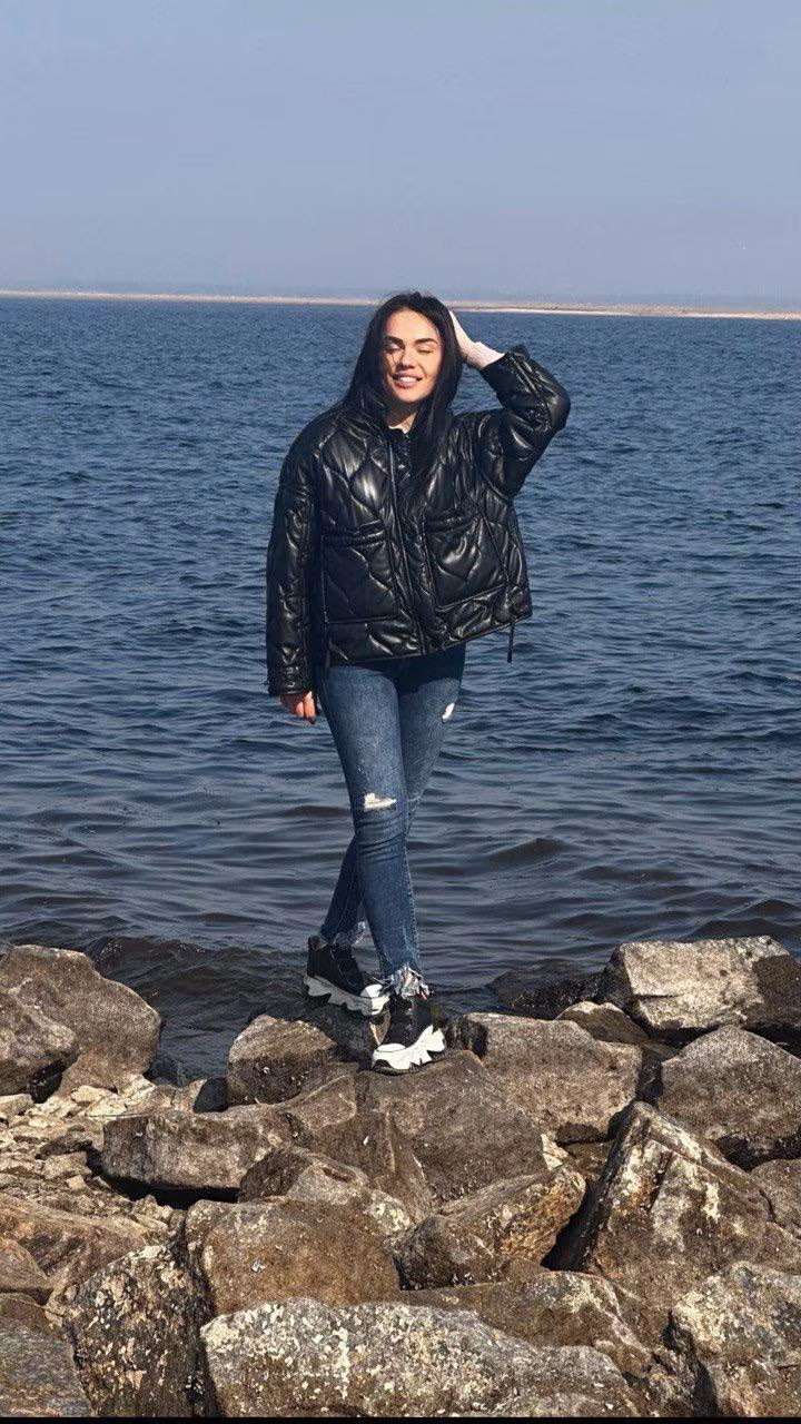 Inna 38 Cherkasy Ukraine I am looking for a single man using Russian brides photos
