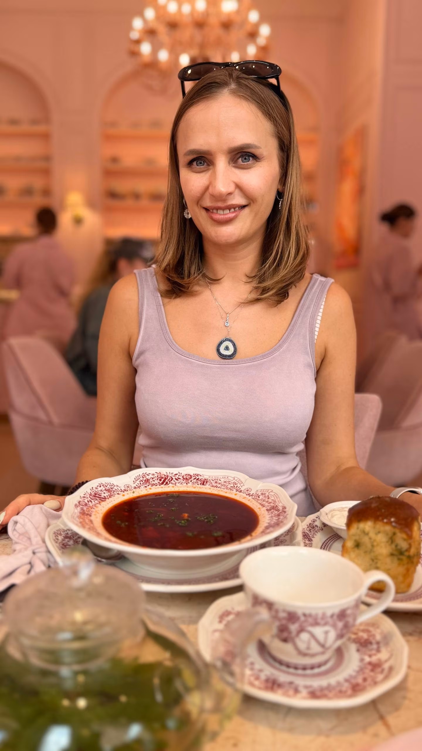 Natalia 40 Allentown(US); Kyiv(UA ) USA I am single and looking for a good man for a Russian wedding