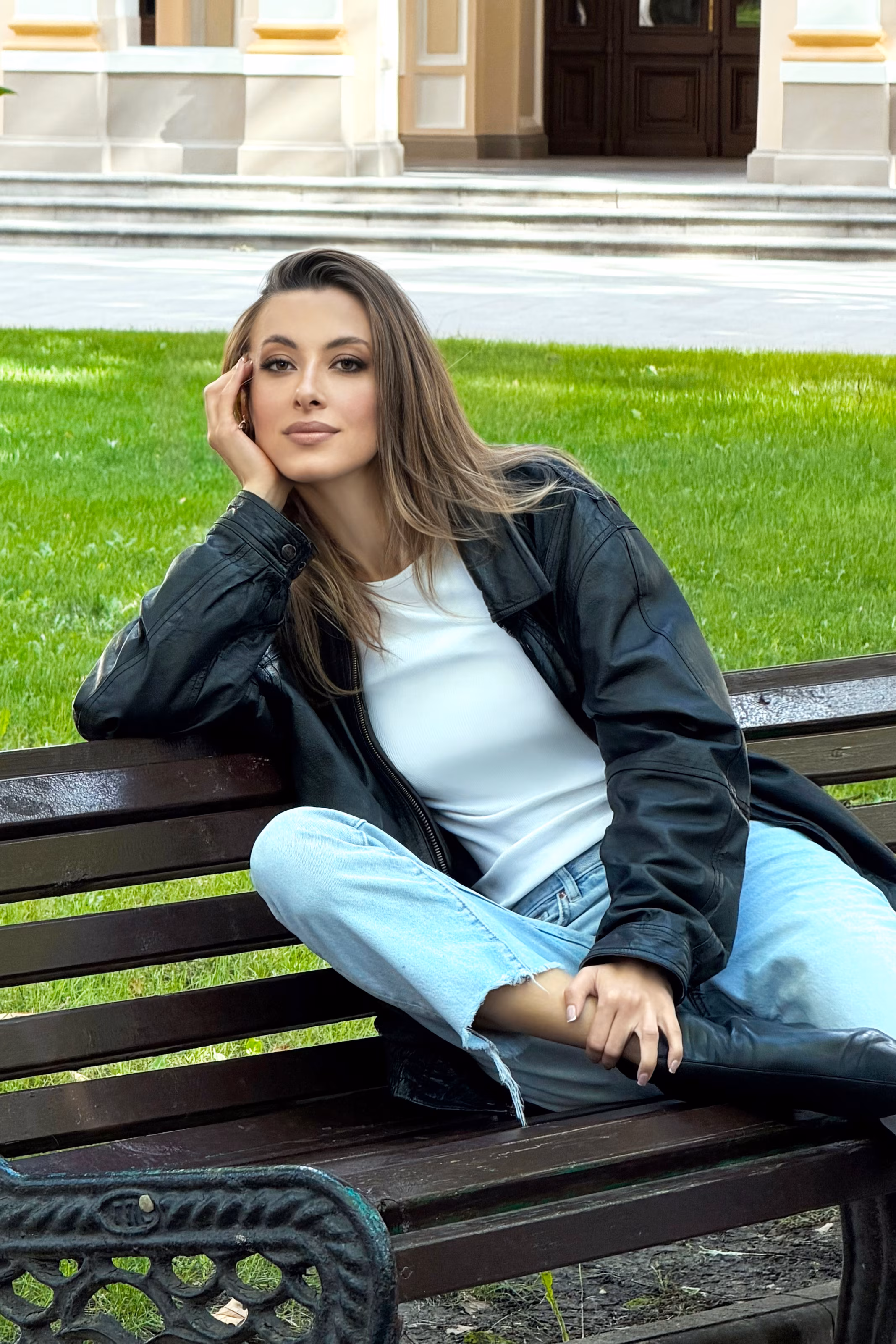 Anna 33 Kyiv Ukraine I am single and looking for a partner after reading Russian brides Australia review