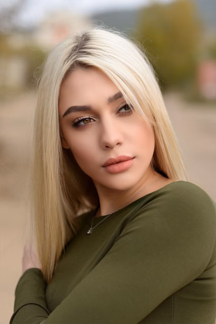 Olga 25 Kazan' Russia russian japanese women