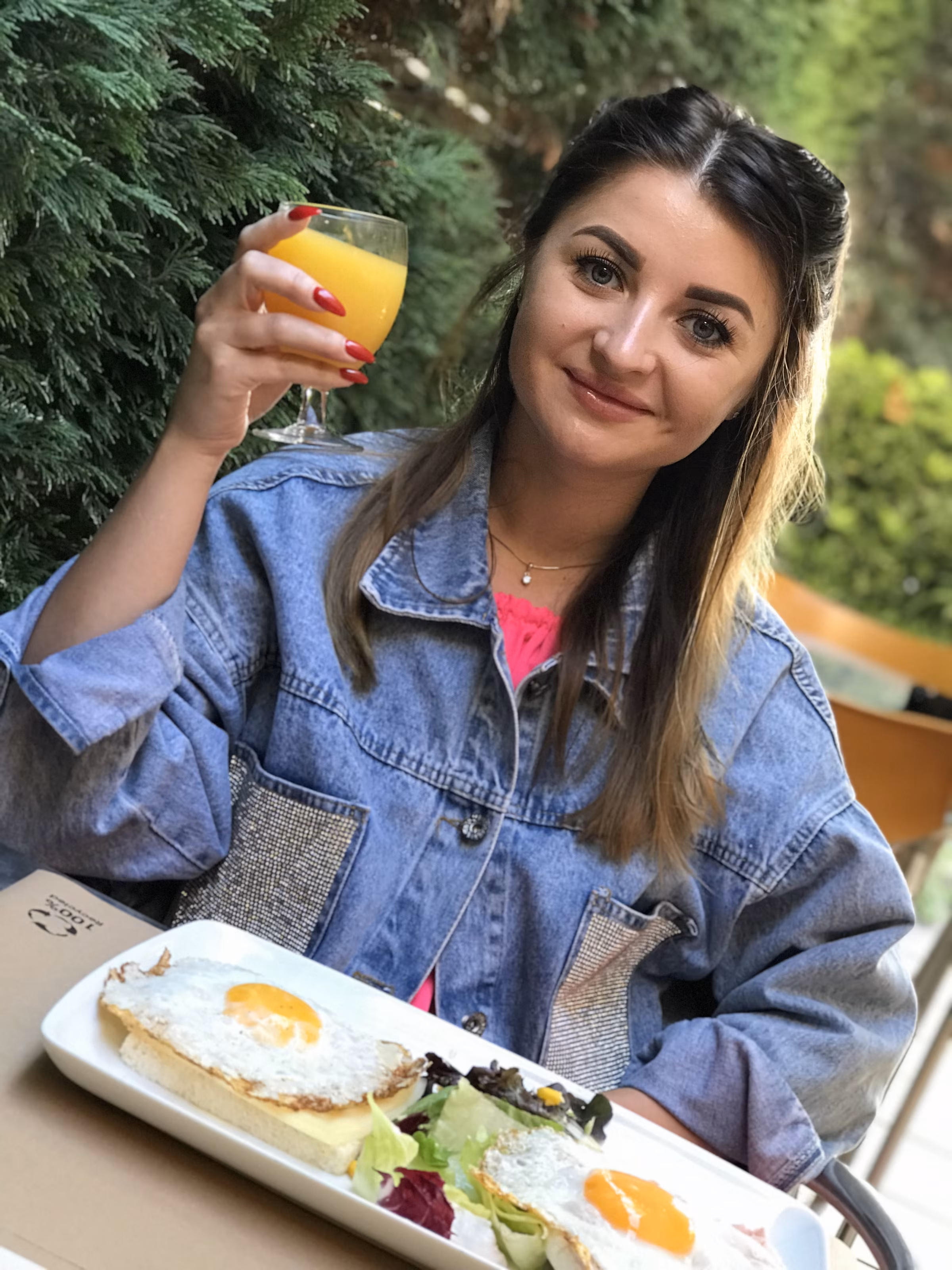 Viktoriia 33 Maurik Netherlands russian korean women